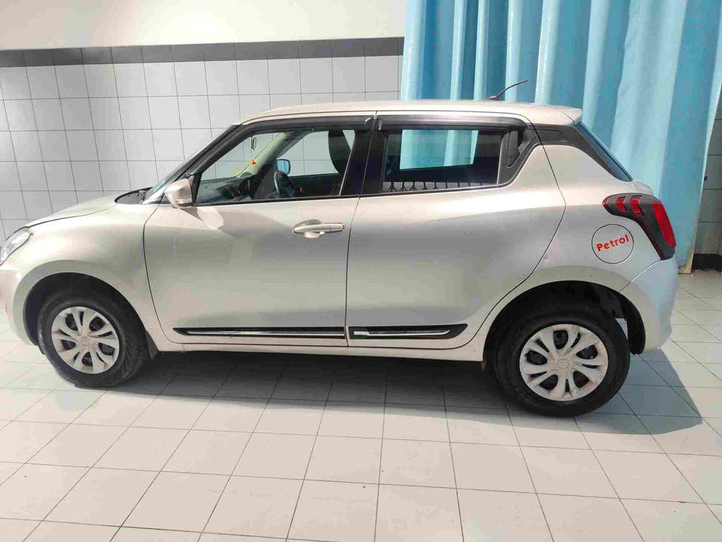 2022 Maruti Suzuki Swift VXI