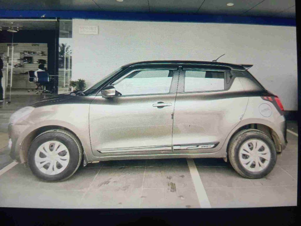 2022 Maruti Suzuki Swift VXI