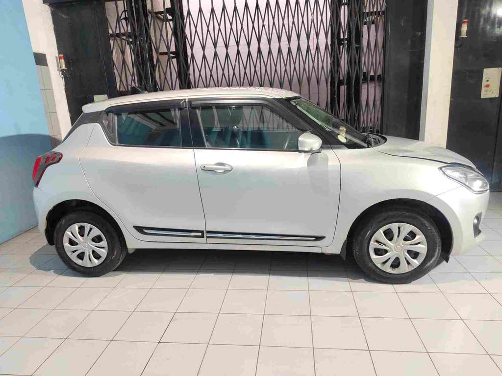 2022 Maruti Suzuki Swift VXI