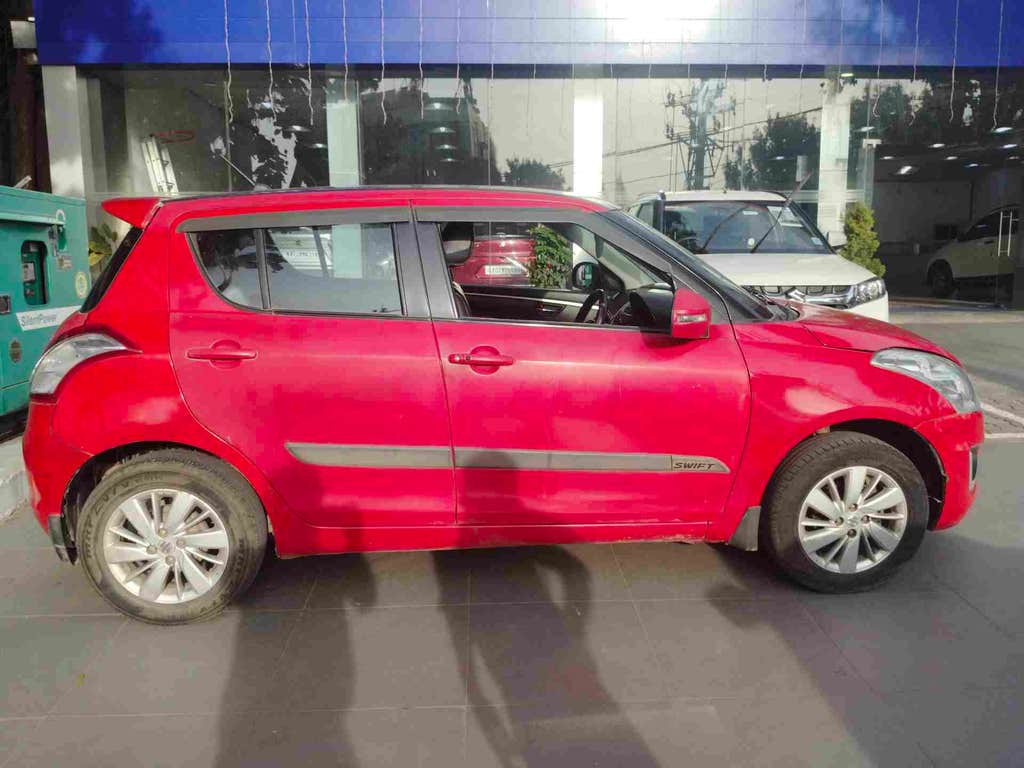 2017 Maruti Suzuki Swift Zxi