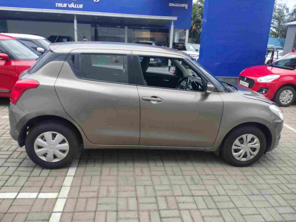 2018 Maruti Suzuki Swift Vxi Amt
