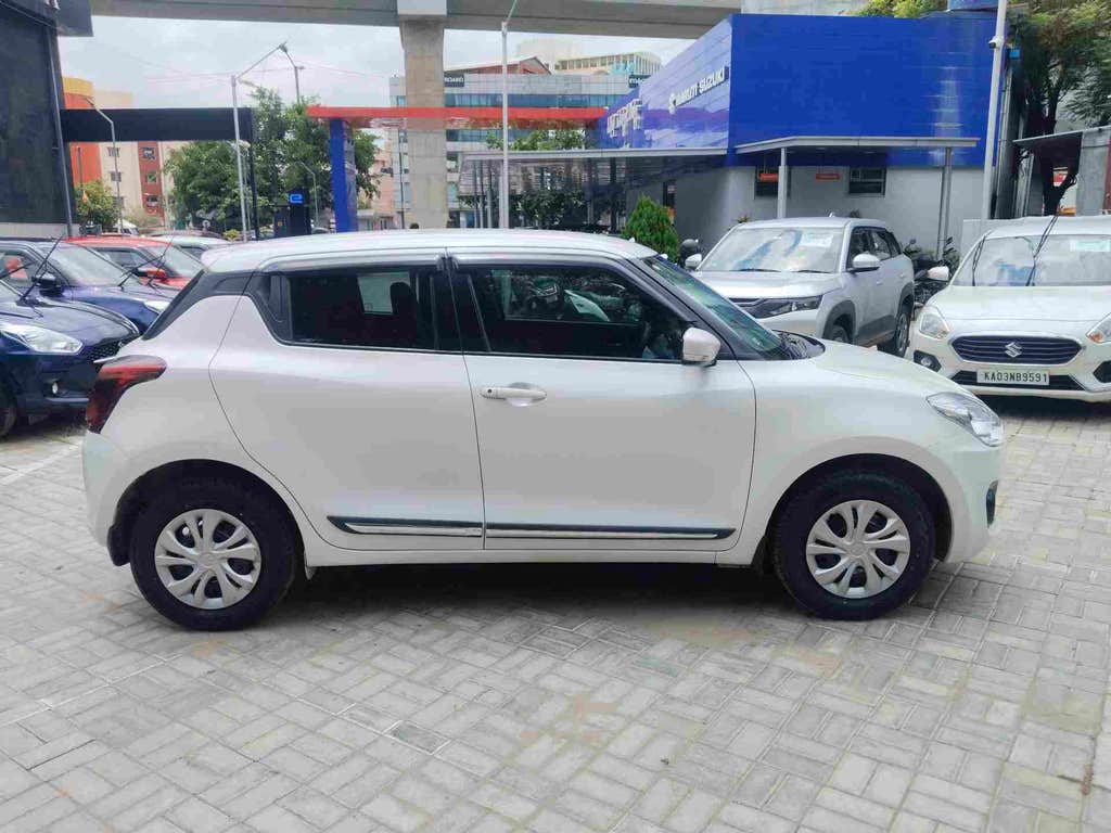 2023 Maruti Suzuki Swift VXI