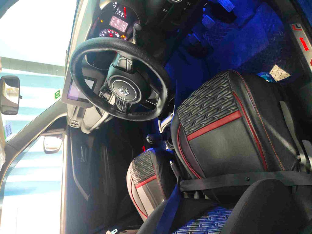 2024 Maruti Suzuki Swift Zxi