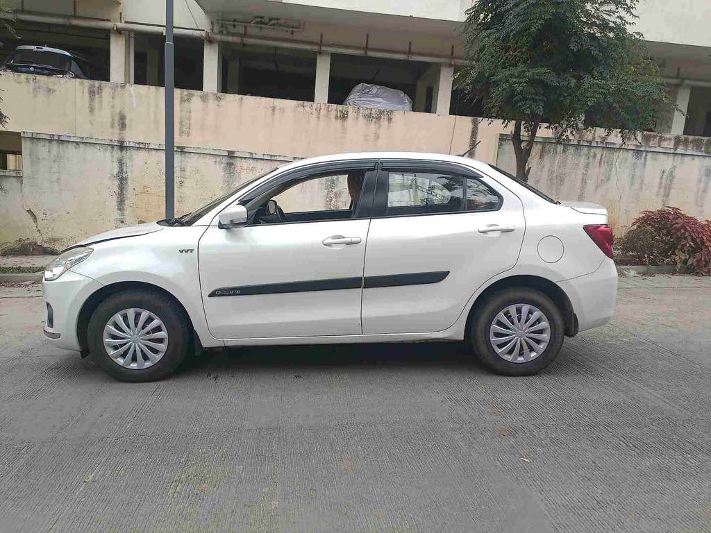 2017 Maruti Suzuki Dzire VXI