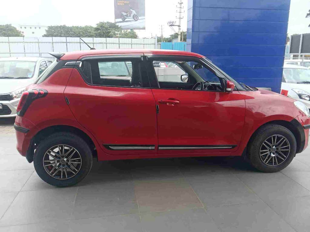 2019 Maruti Suzuki Swift VXI