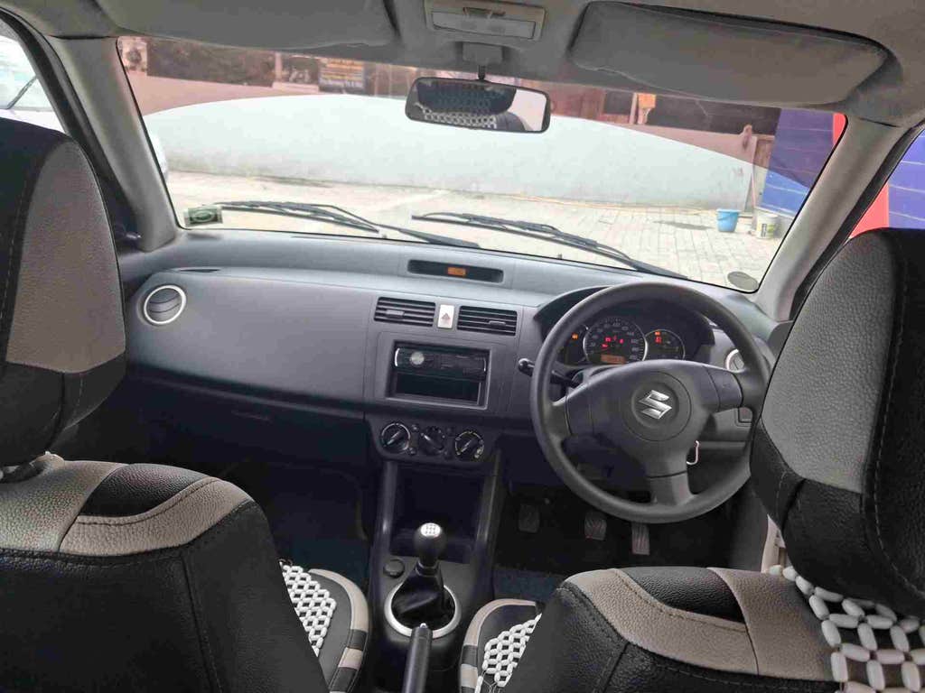 2010 Maruti Suzuki Swift VXI