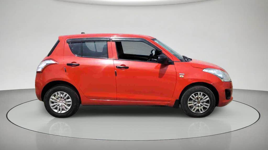 2017 Maruti Suzuki Swift LXI