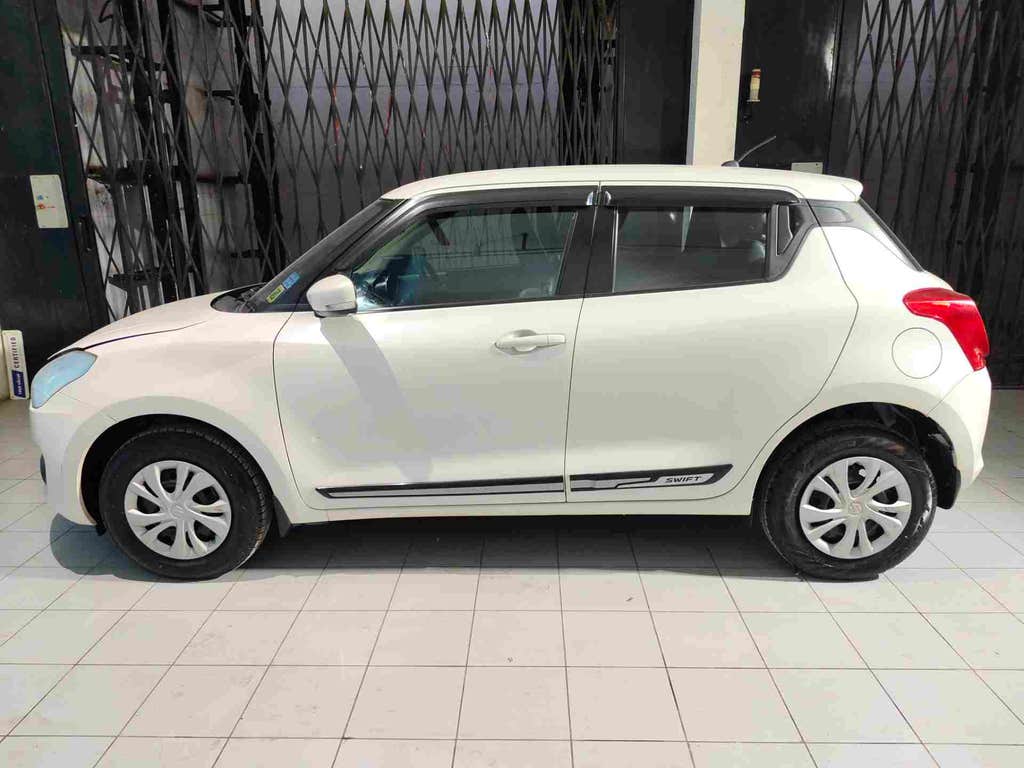 2020 Maruti Suzuki Swift VXI