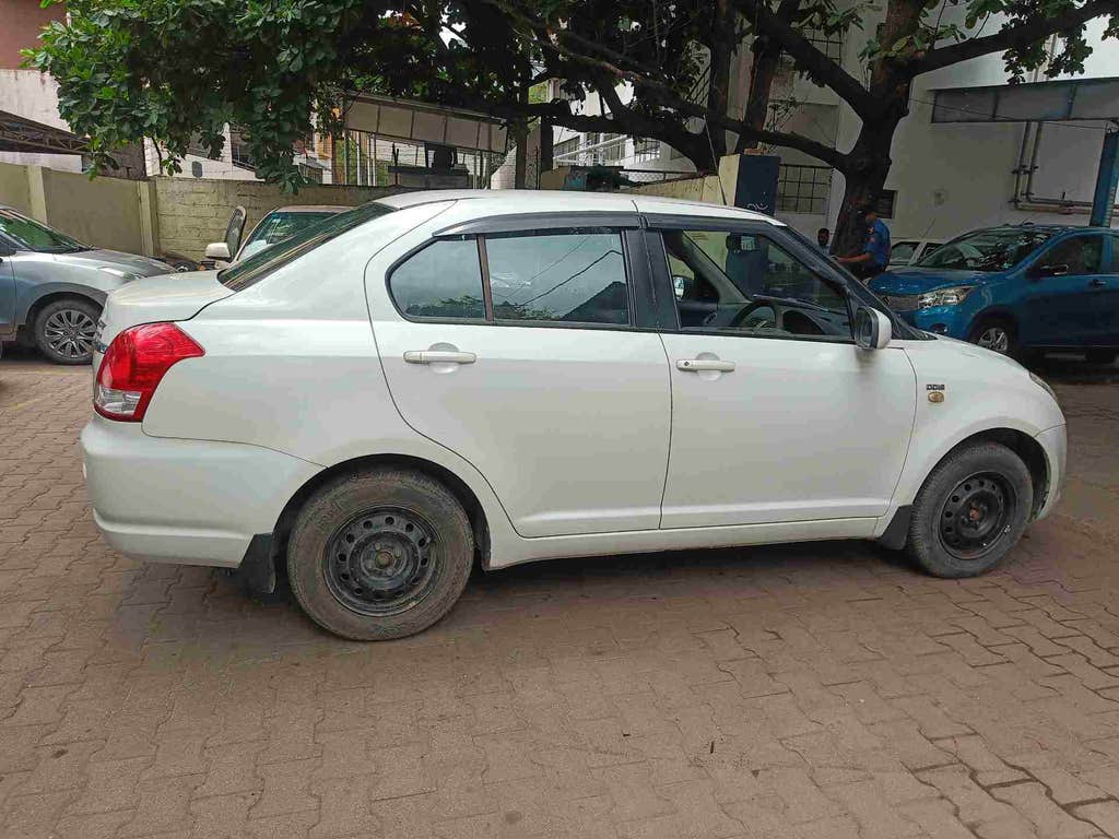 2011 Maruti Suzuki Dzire VDI