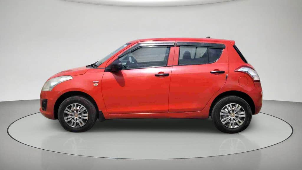2017 Maruti Suzuki Swift LXI