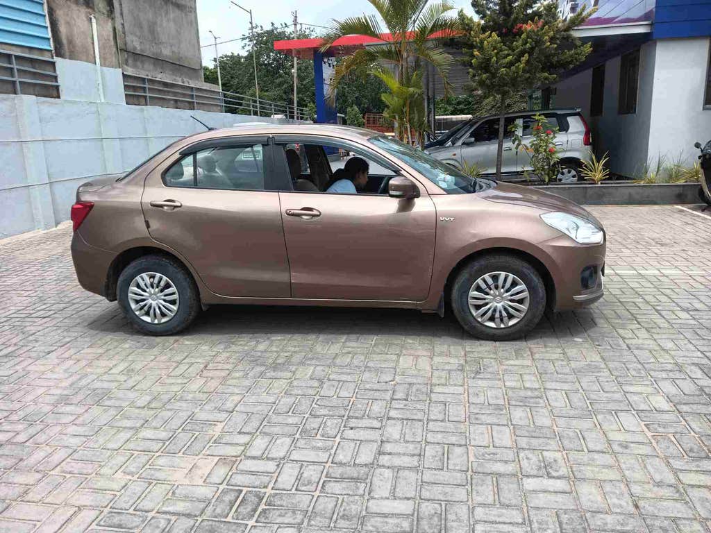 2018 Maruti Suzuki Dzire VXI