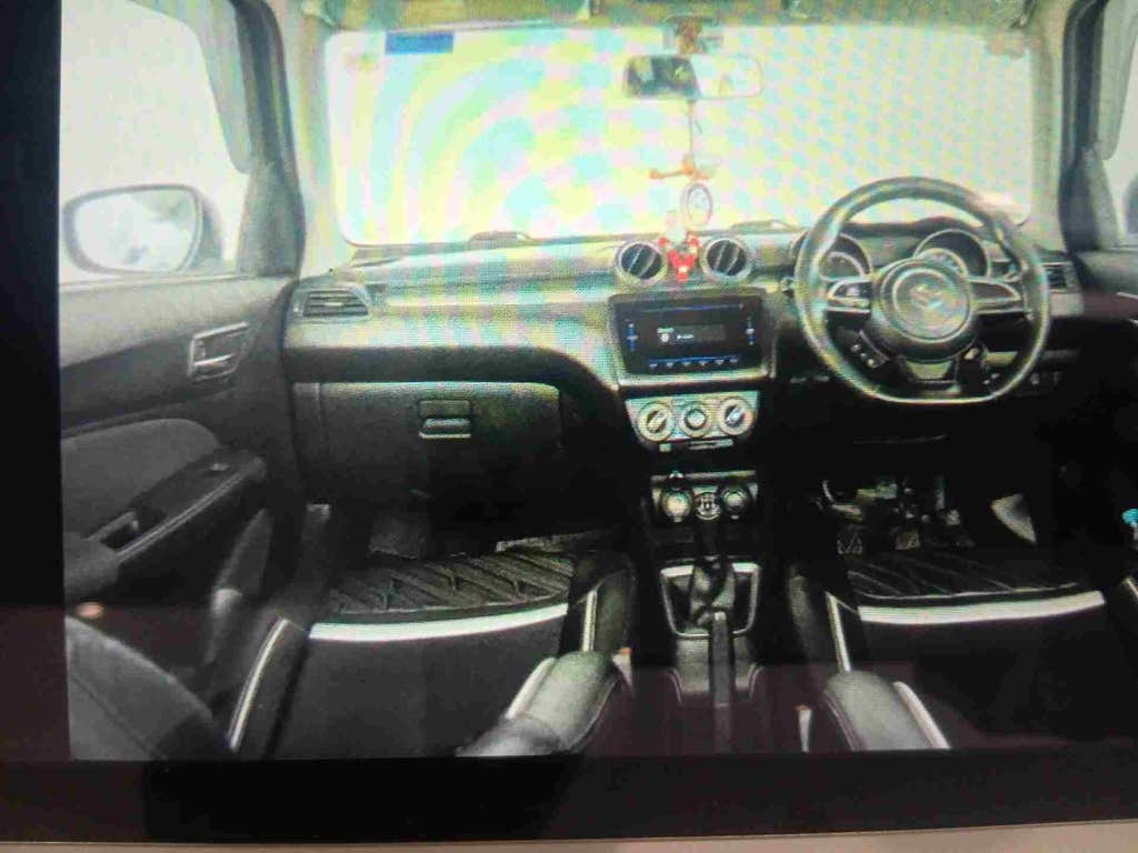 2022 Maruti Suzuki Swift VXI