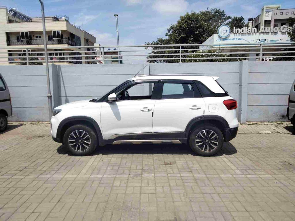 2021 Maruti Suzuki Brezza Zxi+ At